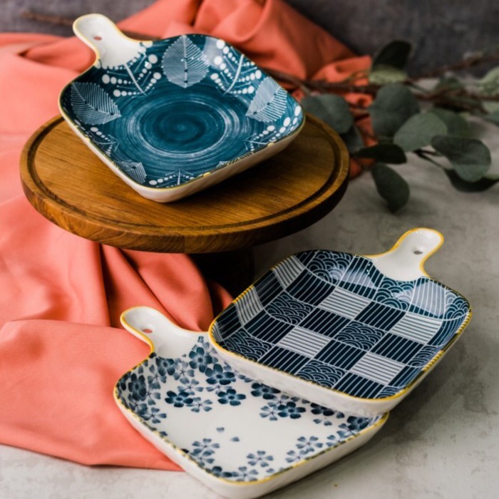 

Terbatas PIRING KOTAK SQUARE GAGANG HANDLE HADIAH SOUVENIR Lebaran Idul fitri - A Lebaran!