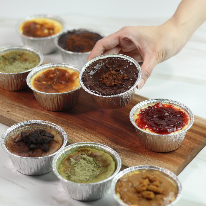 

LOURE CAKERY - HAMPERS PACKAGE BOX OF 4 MINI BASQUE BURNT CHEESECAKE