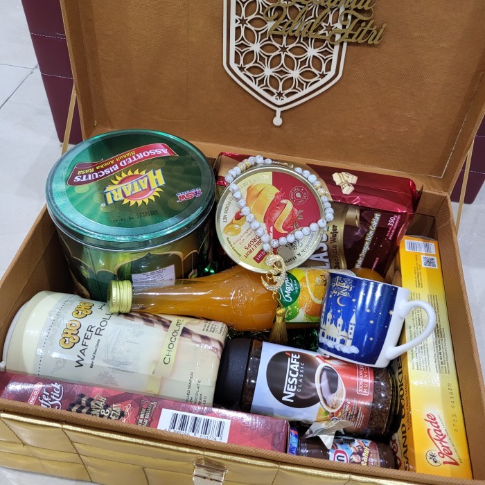 

PAKET BOX HAMPERS LEBARAN KUE KERING TOPLES MURAH 5