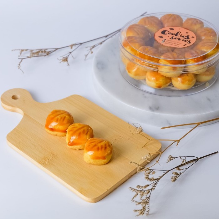 

HAMPERS NASTAR SEKAT COOKIES SERIES KUE KERING WISMAN ENAK