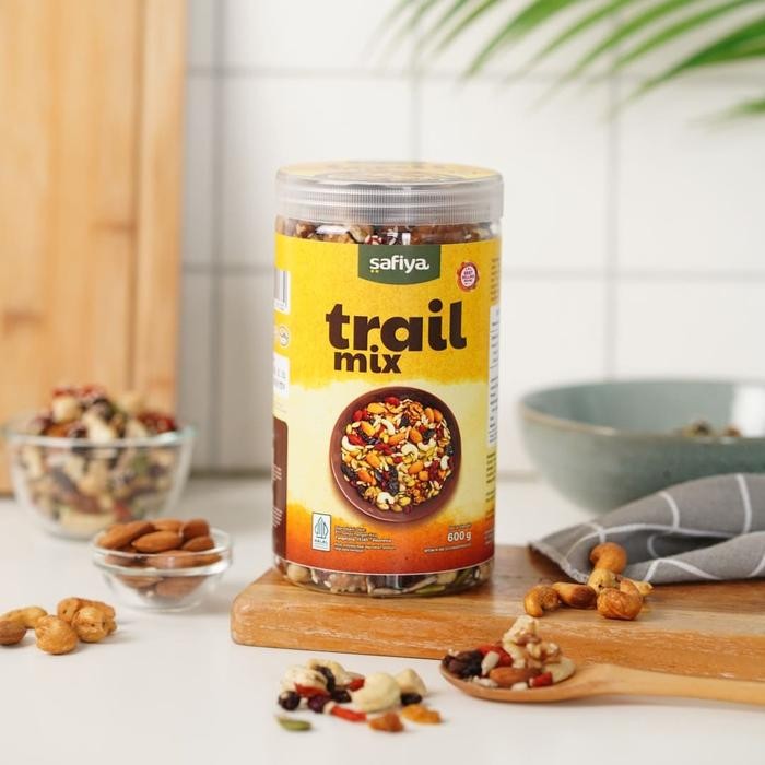

Sale Safiya Trail Mix 600 Gram Jar With Almond Raisins Roasted Premium Ready