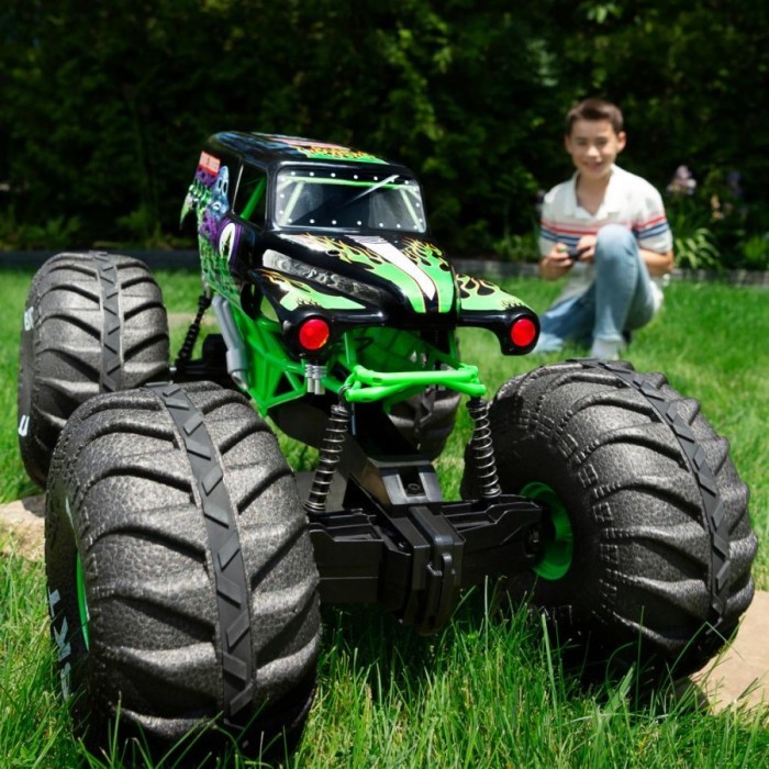 HOT SALE Monster Jam Monster Truck RC Official MEGA Grave Digger All-Terrain with Lights 1:6 Scale