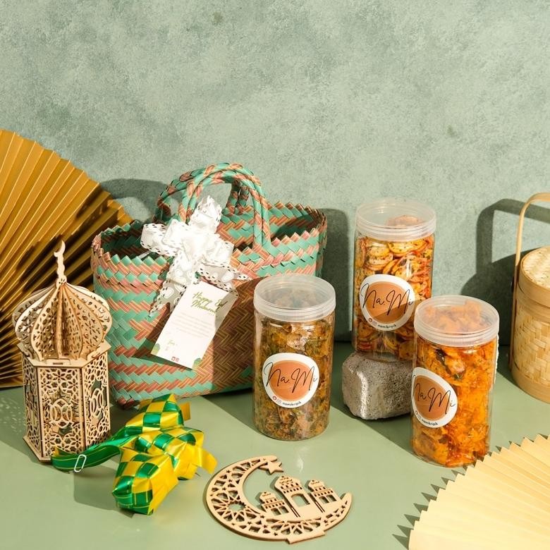 

kareemid nami keripik paket/hampers lebaran