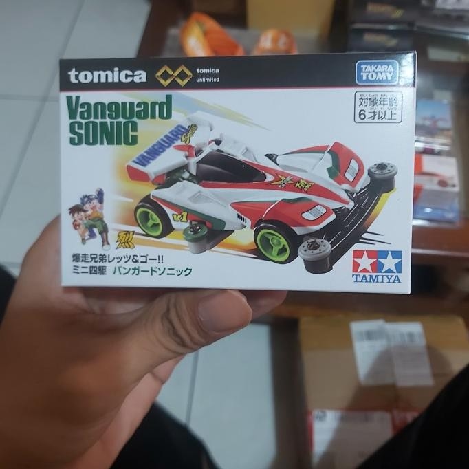 Tomica Premium Unlimited Tamiya Mini 4WD Lets Go Vanguard Sonic