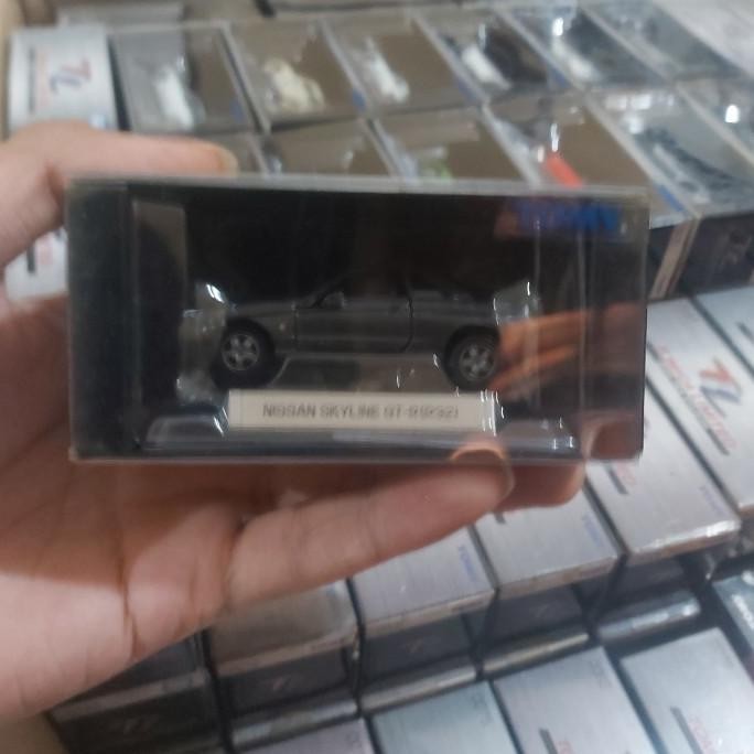 Tomica Limited 0013 Nissan Skyline GTR R32