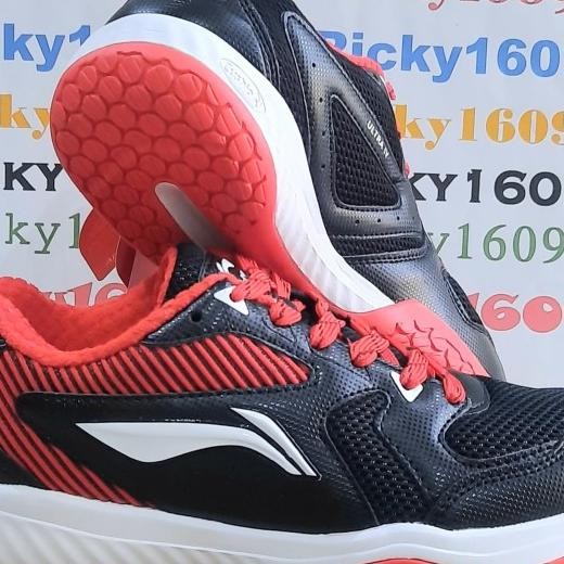 SEPATU BADMINTON LINING ULTRA IV - SEPATU LINING ULTRA IV - ORIGINAL Terlaris