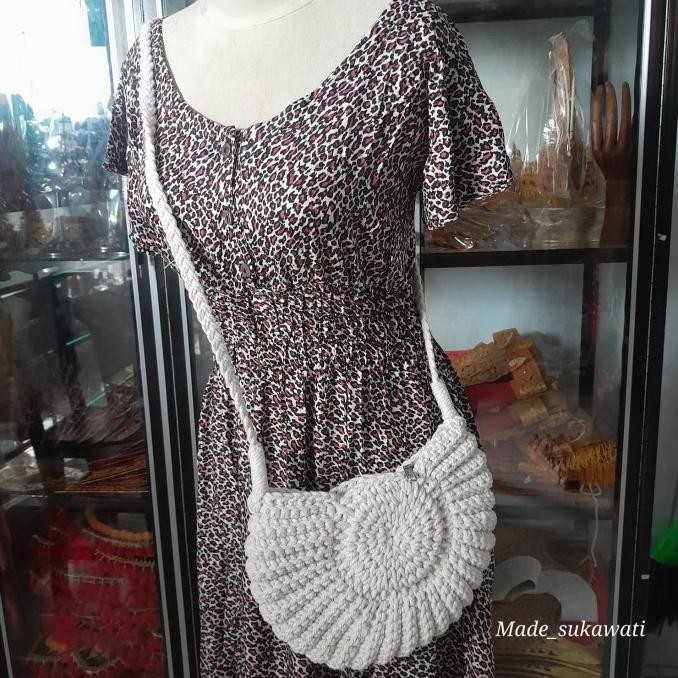 populer] Tas selempang rajut Sulam Bali