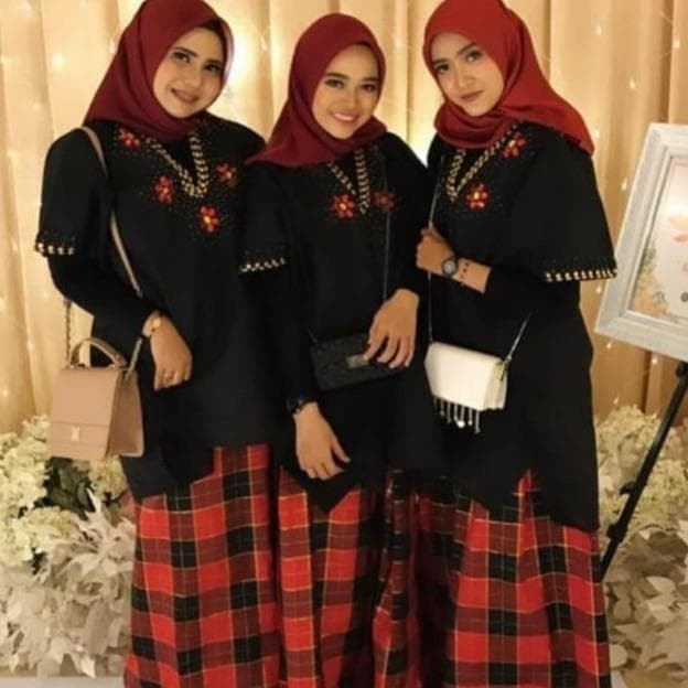 Terbaru Set Baju Bodo Pendek (Baju Tokko Payet Pendek & Sarung)