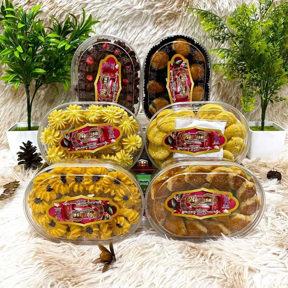 

Paket Kue Kering Lebaran Prima Jaya Parsel Kue Kering Parsel Kue Lebaran Bingkisan Hampers Lebaran Idul Fitri Kue Nastar Kacang Putri Salju Bintang 5 Besar Diskon Setengah Harga