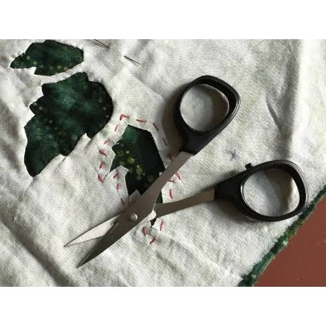 

Gunting kain KAI N5100