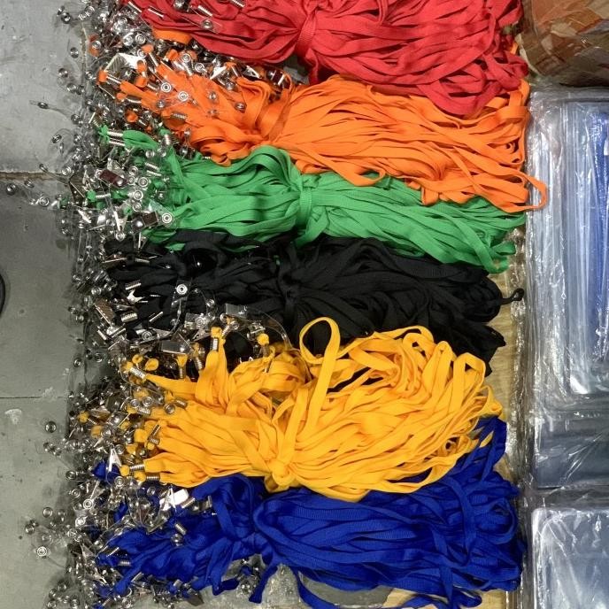 

TALI LANYARD JEPIT 1 CM , TALI ID CARD HARGA UNTUK PERPAK ISI 100 PCS