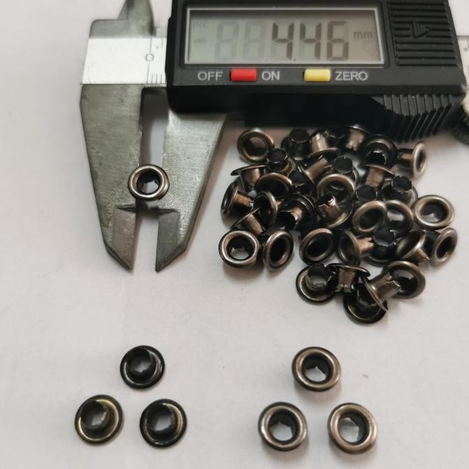 

READY MATA AYAM 201 / MATA EYELET 4MM BLACKL / 10.000PCS