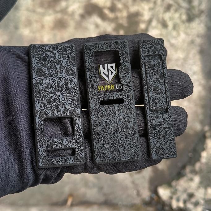 

CO Panel acrylic Bellato Panel Paisley Black Matte Texture