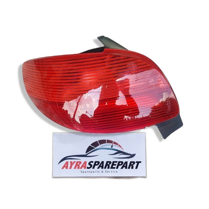 Stoplamp lampu belakang KANAN mobil Peugeot 206