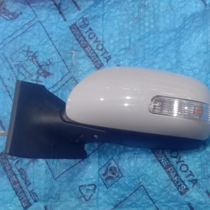 Spion Yaris Trd 2008-2012 Original. Spion Kanan Yaris Bakpao Second