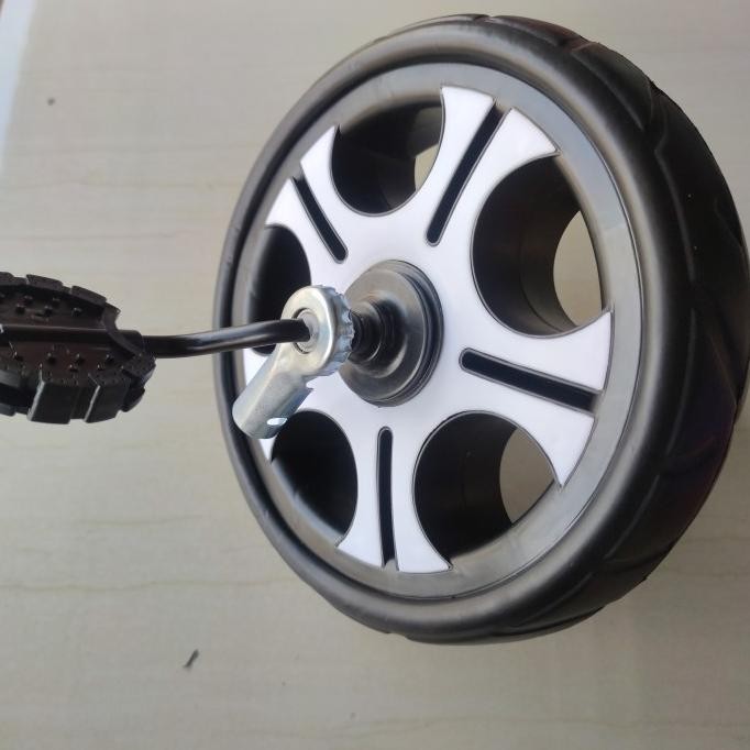 ban depan set HITAM PUTIH sepeda anak roda tiga tricycle Aviator Genio