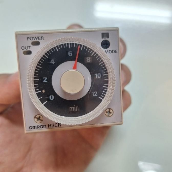 CO TIMER OMRON H3CR-A8 / TIMER OMRON H3CR-A8
