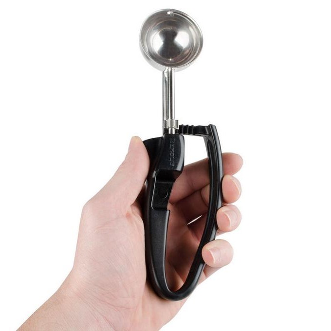 

CO Zeroll Ice Cream Scoop