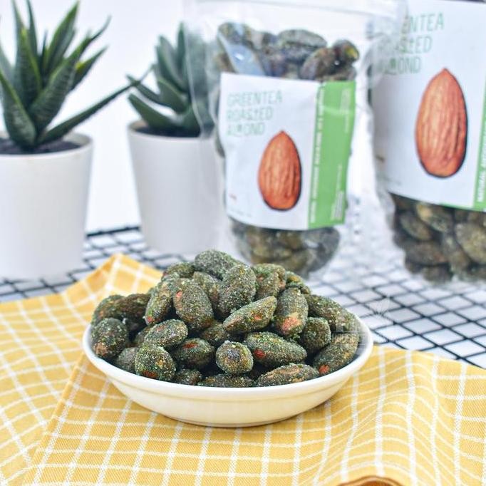 

Simply Greentea Roasted Almond ( Kacang Almond Panggang Rasa Teh Hijau ) 1kg Cemilan