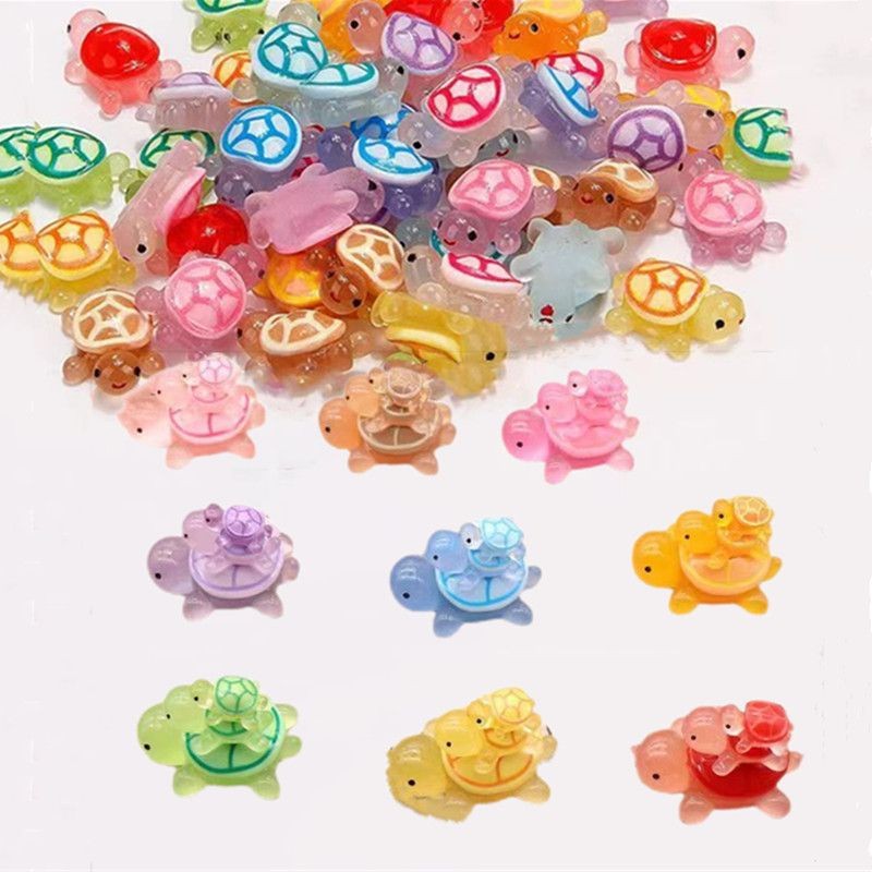 Ornamen Resin Kura-Kura Kecil Baru yang Menyala dalam Gelap Aksesori Lem Krim diy Mainan Ornamen Mob