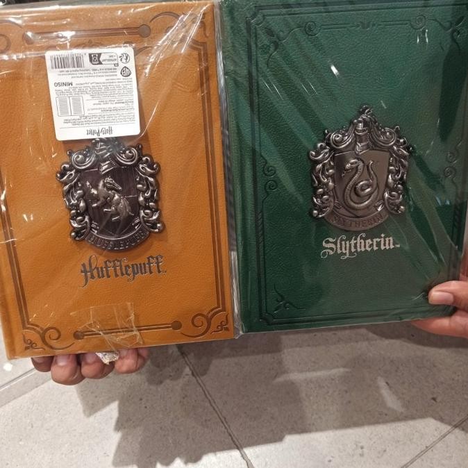 

Note Book Buku Catatan Harry Potter x Miniso Official DS