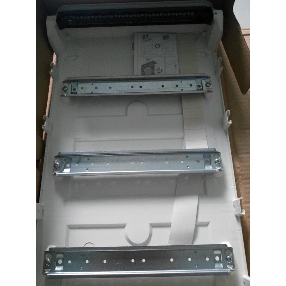 Diskon Box Mcb Hager 54 Grup Outbow Vs318Tm