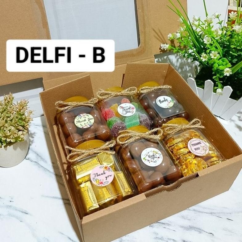 

dh-68 HAMPERS COKLAT LAGIE / DELFI BOX KADO ULANG TAHUN VALENTINE LEBARAN GIFT BOX NATAL ANIVERSARY GRADUATION WISUDA Murah