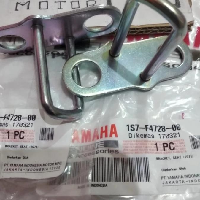 Breket Lawan Kunci Jok Jupiter Mx New Original Yamah 1S7-F4728-00 Terbaik