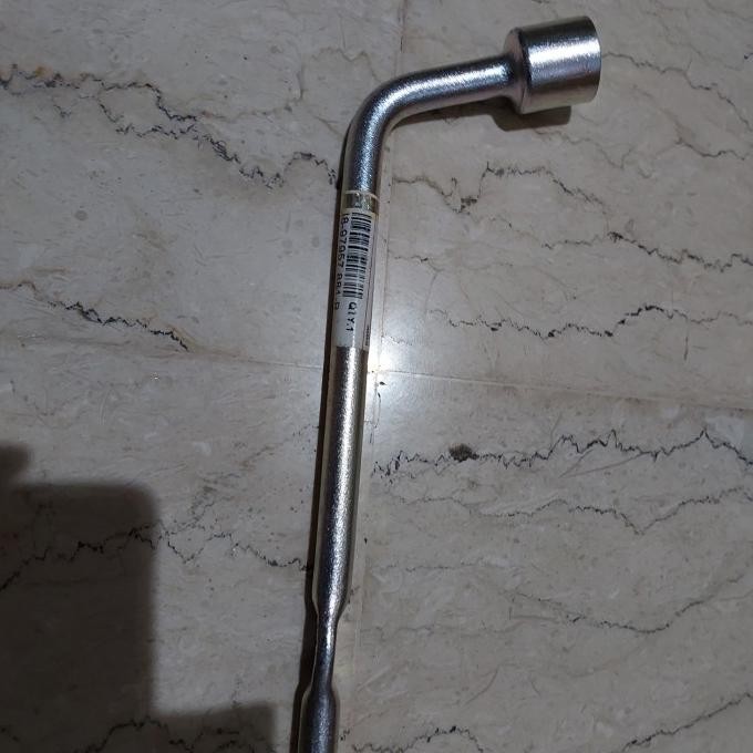 kunci roda panther kotak/ panther capsul ori