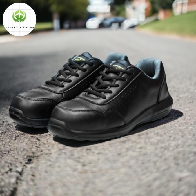 Sepatu Pengaman Proyek Wanita/Safety Shoes Wanita Krisbow 4 Inch New Stok