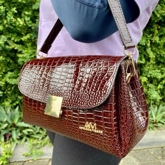 Promo Tas Wanita Croco Selempang Adriana Megan Kode 953
