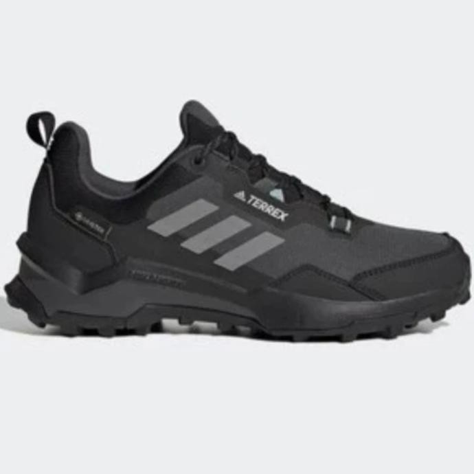 SEPATU HIKING PRIA ADIDAS TERREX AX4 MID GTX BLACK GREY