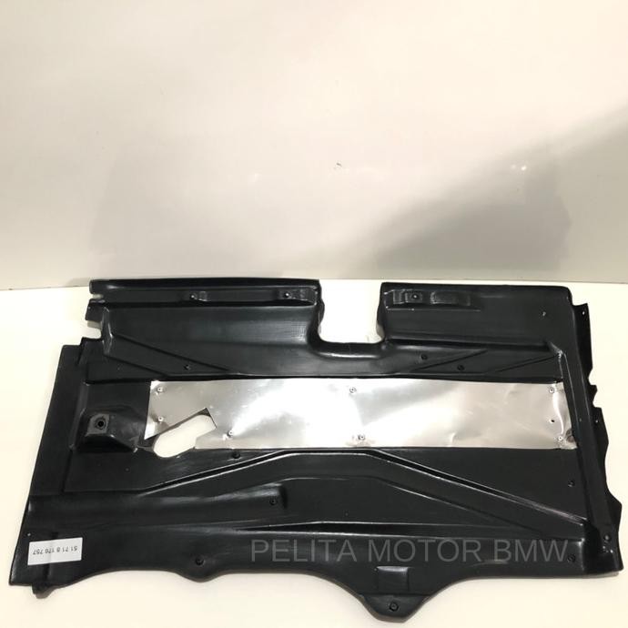 Cover Dek Samping Bawah Jok Kursi BMW E39