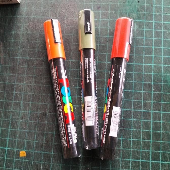 

UNI POSCA PC 5M PAINT MARKER MEDIUM POINT TIP 1.8 - 2.5 MM BULLET