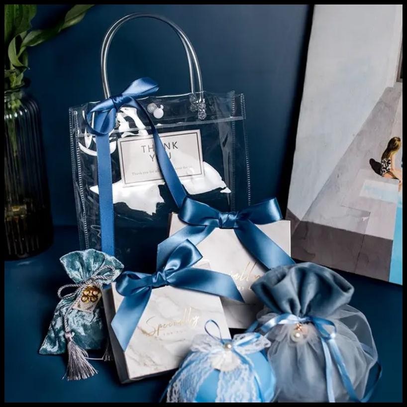 

Ready (10Pcs) Tas Mika Kancing Pvc Transparan Ukuran 25X10X25 / Tas Souvenir Goodie Bag Ulang Tahun Lebaran Imlek Natal Premium {Terlaris|Best Seller}