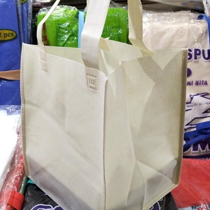 

tas sponbond 20x20 murah