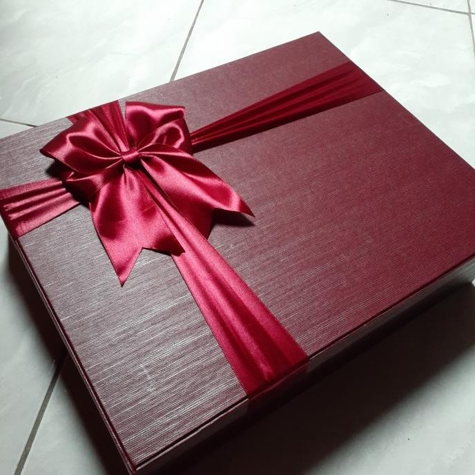 

APOLLO GIFT BOX KOTAK KADO CANTIK MAROON HADIAH RED murah