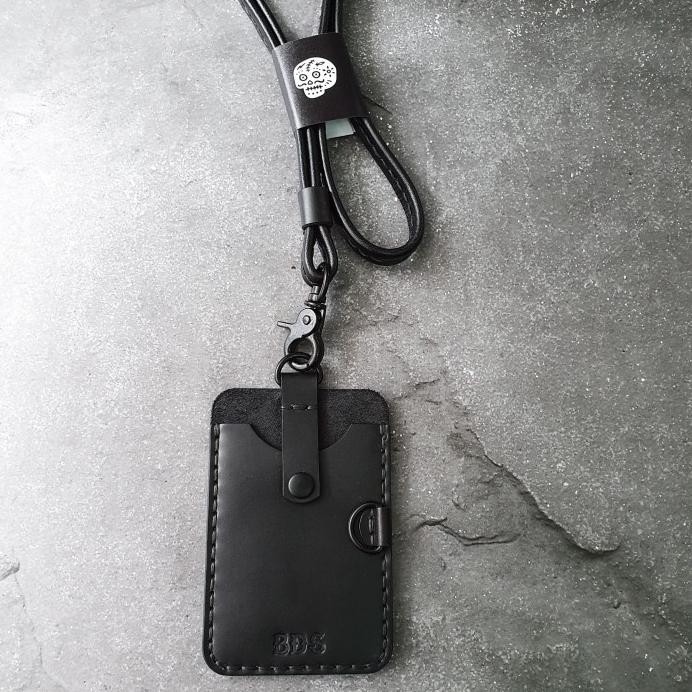 

ready BDS MAVERICK - Mens Leather Lanyard ID card Holder , double view murah