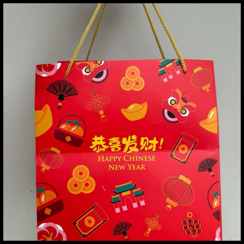 

Ready Paperbag Imlek Besar Uk. 27X27X27 Cm Chinese New Year Party + Tag (Harga Untuk 5 Pcs Paperbag) {Terlaris|Best Seller}