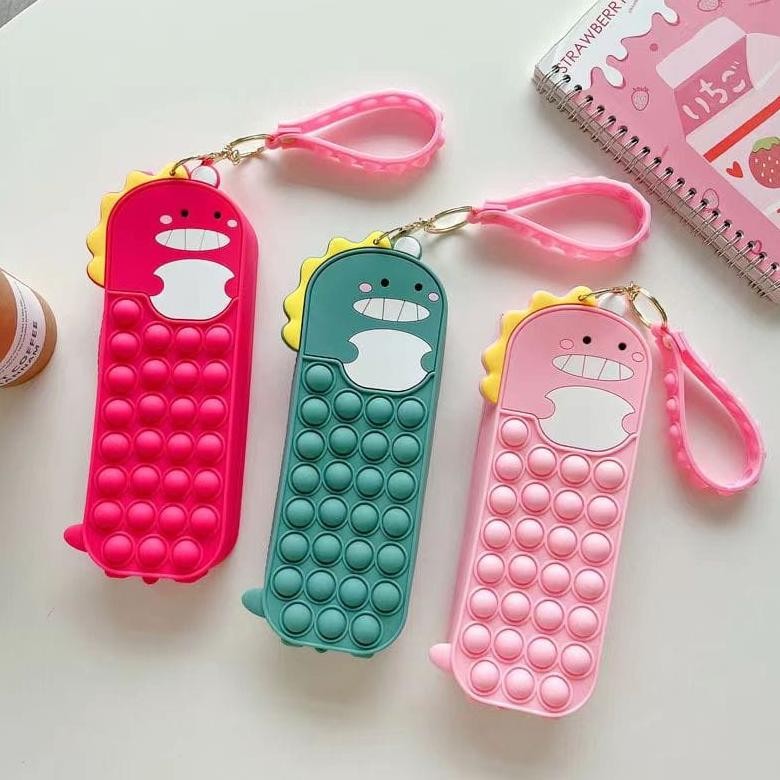 

BAHAN TEBAL DAN FREE LAMPU LED - PENCIL CASE POP IT PX 770 TEMPAT PENSIL POP IT LUCU - TEMPAT PENSIL SILIKON KARAKTER POP IT - TEMPAT PENSIL ANAK - KOTAK PENSIL ANAK LUCU - TEMPAT PENSIL - PENCIL CASE - TEMPAT PENSIL LUCU IMUT - POP IT KARAKTER