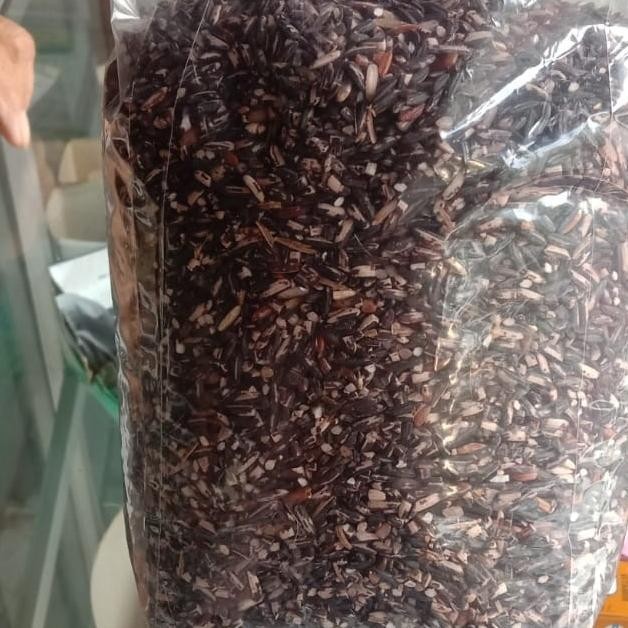 

Beras Hitam Organik Menak Banjaran nUg