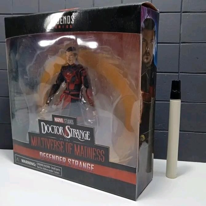 MAINAN ACTION FIGURE MARVEL LEGENDS DOCTOR STRANGE DEFENDER STRANGE