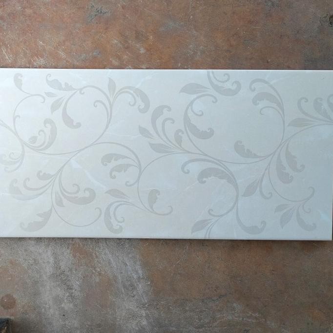 KERAMIK DINDING DAPUR KAMAR MANDI KIA NAPOLI LUSTER CREMA 30X60 KW1