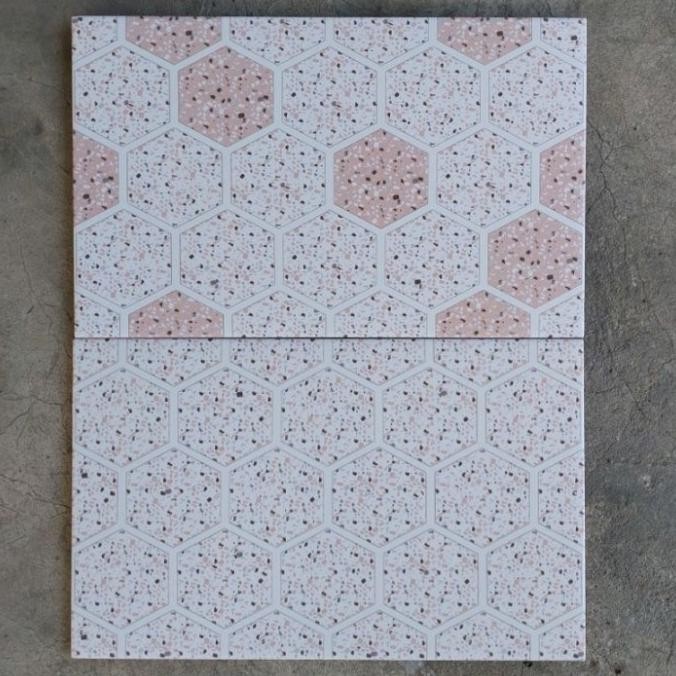 KERAMIK DINDING DAPUR KAMAR MANDI KIA NAMIRA 25X40 KW1