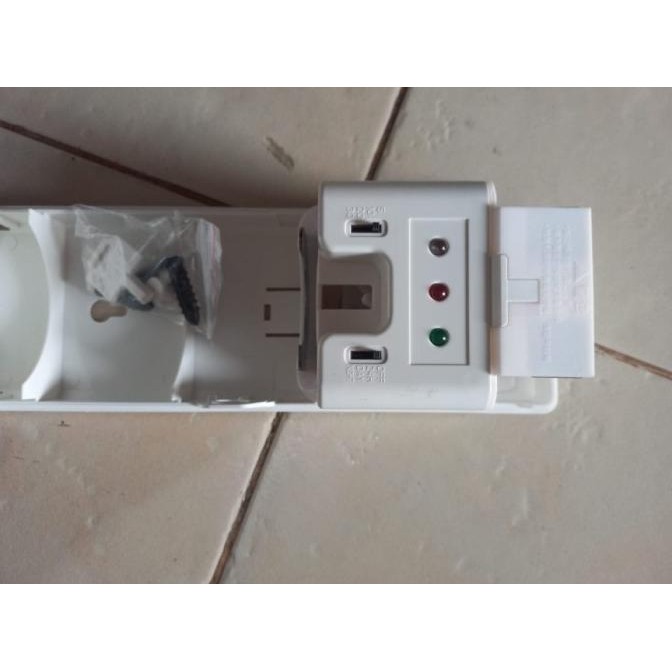 Grosir Alat Pengharum Ruangan Calmic Aerosol Otomatis