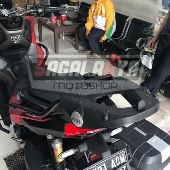 Bracket Box Givi SRV ADV160 original Givi Honda ADV 160