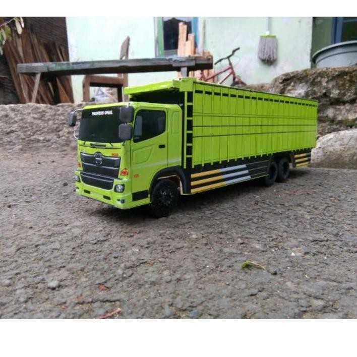 STOK TERBARU Mainan anak-anak miniatur truk oleng mania mobil remote control 37