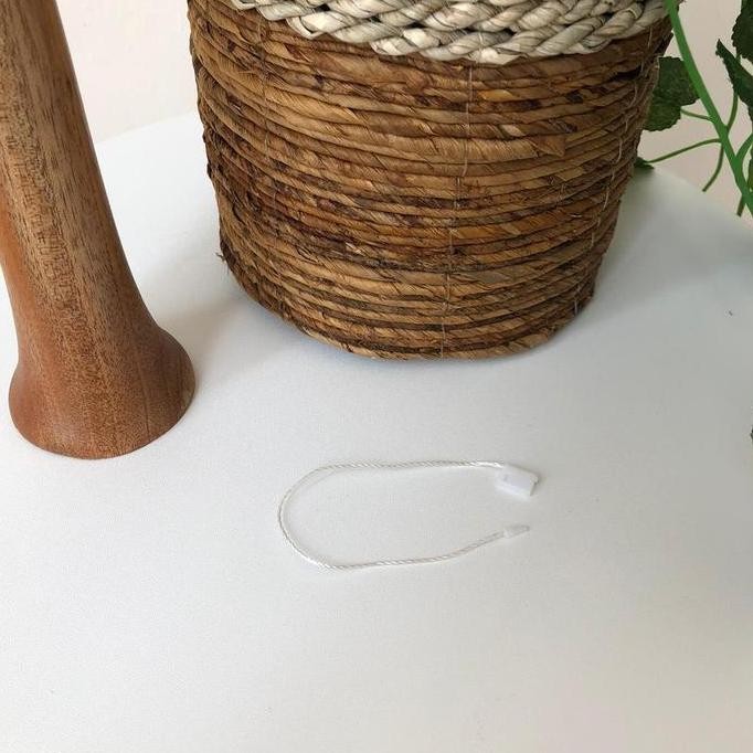 

ready !!! [1000 PCS] Tali Hangtag Tali Hitam dan Putih Premium Hang Tag Label Baju Alat