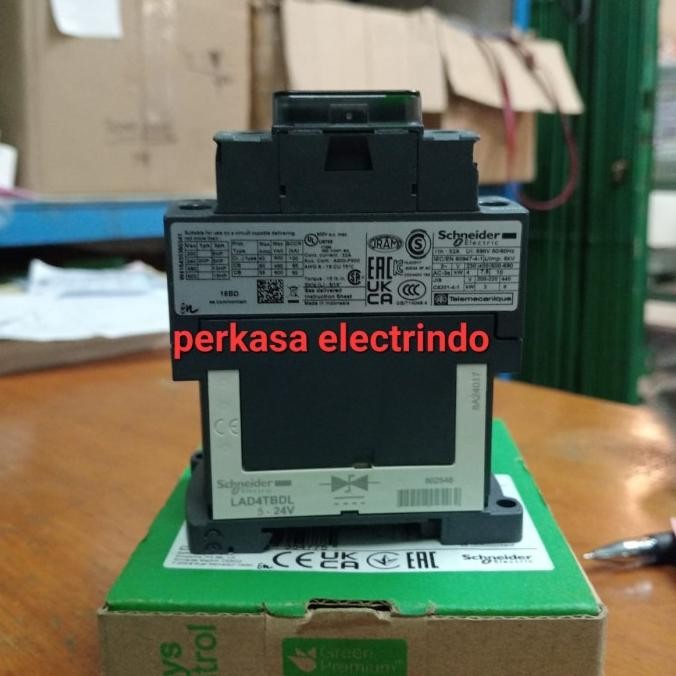 Miliki ContaktorKontaktor Schneider Lc1D18Bd 3P 24V Dc