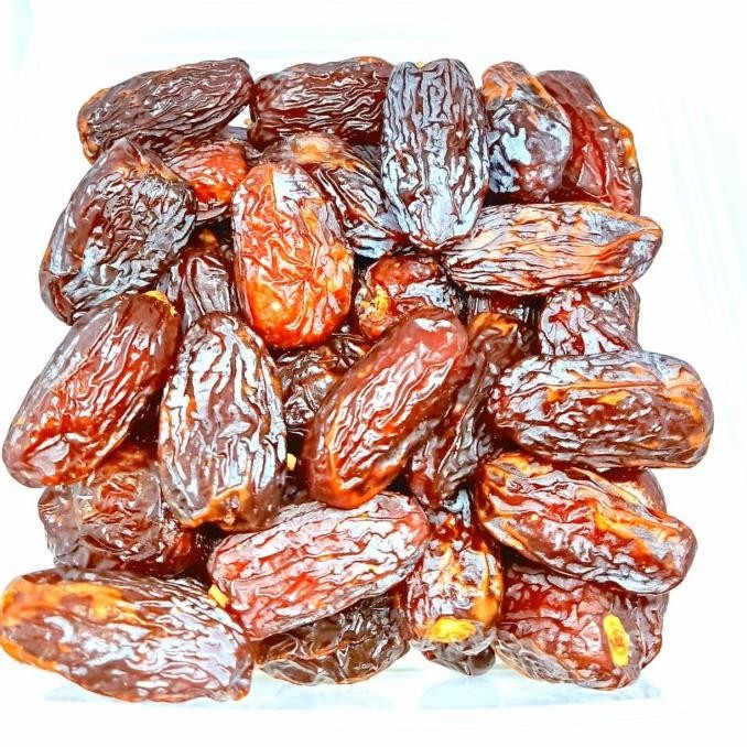 

Promo Kurma Medjool Jumbo 1 Kg Termurah